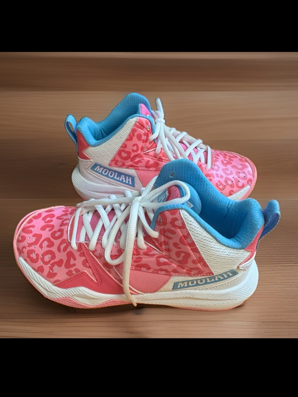 Moolah kicks youth press break basketball shoes: size 5.5Y cheetah pink girls
